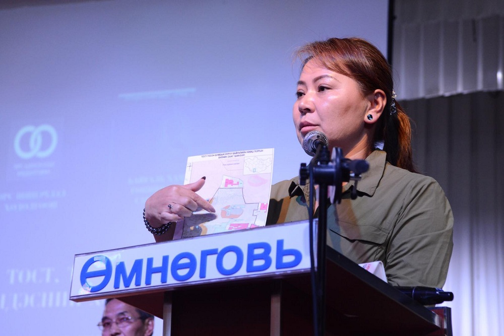 Гурвантэс сумын ИТХ-ын төлөөлөгч Б.Дэжид